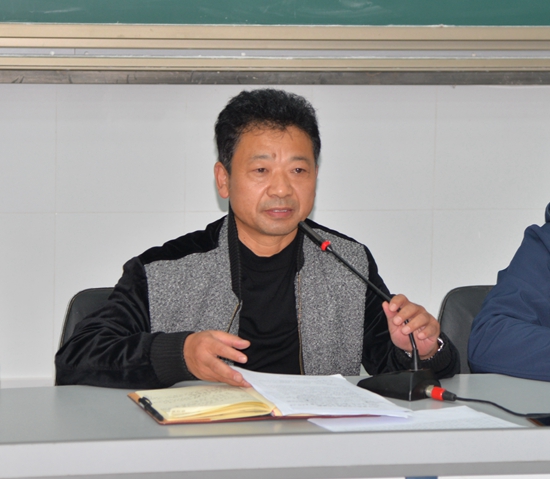 侯云玉同志讲话李林同志和刘伟康同志钱广明同志宣读评选细则和评选